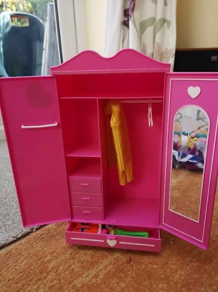 Photo of free Barbie wardrobe & doll (Brincliffe Edge S7) #4