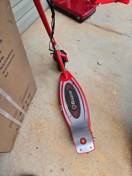 Photo of free electric scooter (on porch) #1