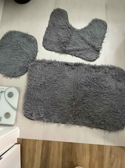 Photo of free Used Bath rug (West bromwich) #1