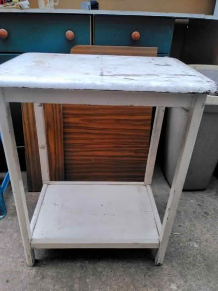 Photo of free Small table (Stoke Hill CV3) #1