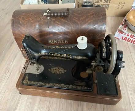 Photo of free Manual Singer Sewing Machine Manual (CT10) #1