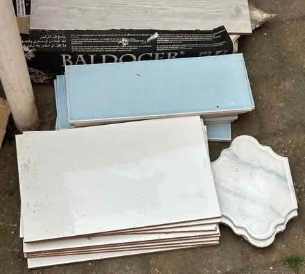 Photo of free Various tiles (Hurstpierpoint BN6) #1