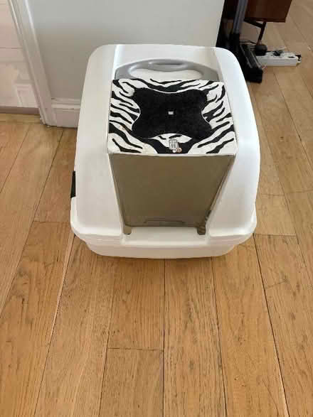 Photo of free Cat litter box (High St Ken W8) #1