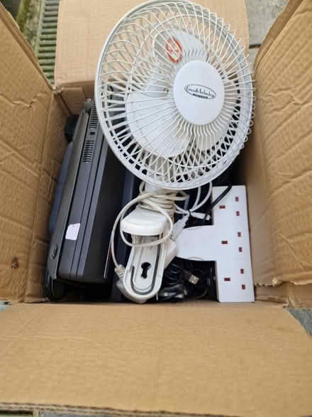 Photo of free Box of Random unwanted items (N3 finchley central) #1