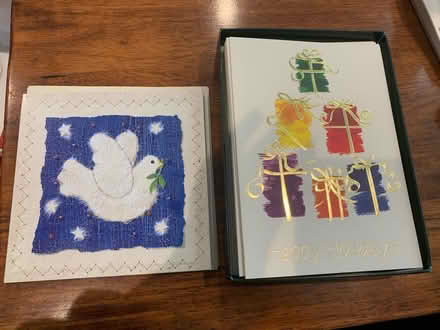 Photo of free Christmas cards (Verano - Middlefield Road) #1