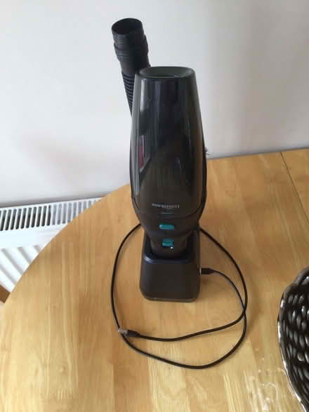 Photo of free Hand Vac (Waterlooville PO8) #1
