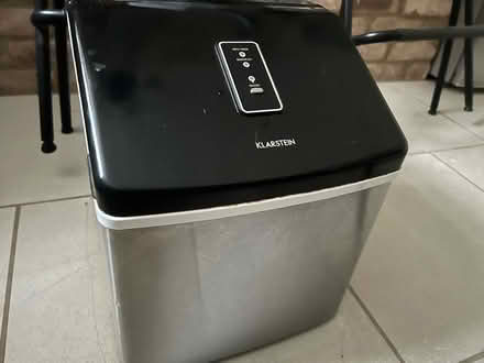 Photo of free Ice machine (Haringey, N8) #4