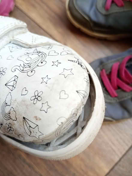 Photo of free children shoes uk 10-11.5 (OX4 Greater leys) #2