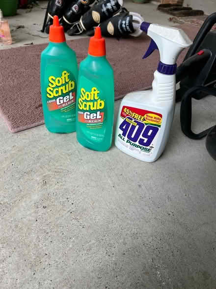 Photo of free Cleansers (T/Wappinger) #1