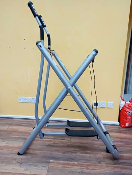 Photo of free Cross trainer (OX4 Greater leys) #1