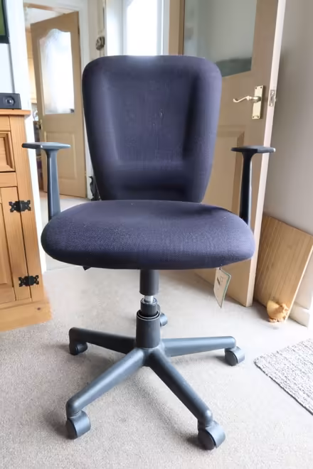 Photo of free Computer Chair (Malvern WR14) #3