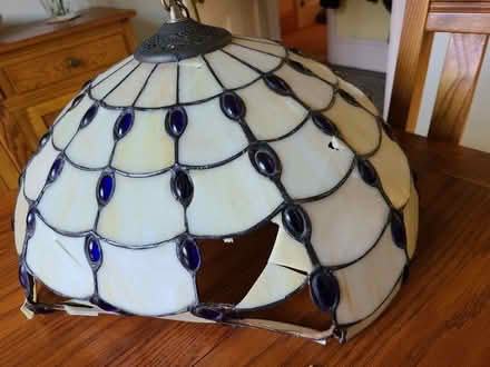 Photo of free Tiffany style lampshade (Stourport on Severn DY13) #2