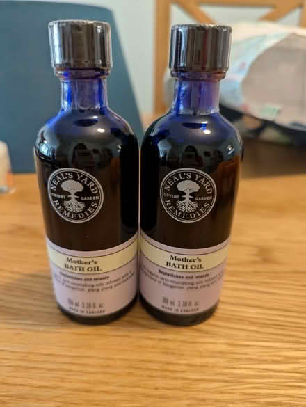 Photo of free Beauty oil (Barkingside IG6) #3