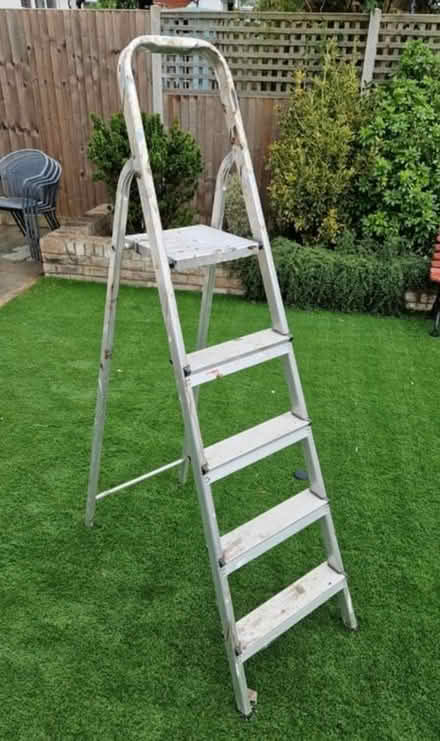 Photo of free Aluminium stepladder (Stoneleigh KT17) #1