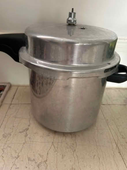 Photo of free Pressure cooker (NW9 - Brent) #1
