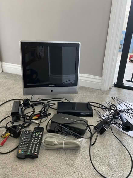 Photo of free Tv free view box and Ariel amplifier (Farcet) #1