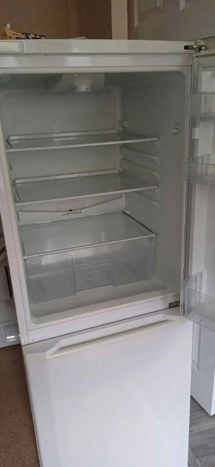 Photo of free Full working fridge freezer (Skelmersdale) #3