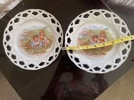 Photo of free Pair of decorative plates (Oxford, near Cowley Rd. Tescos) #1