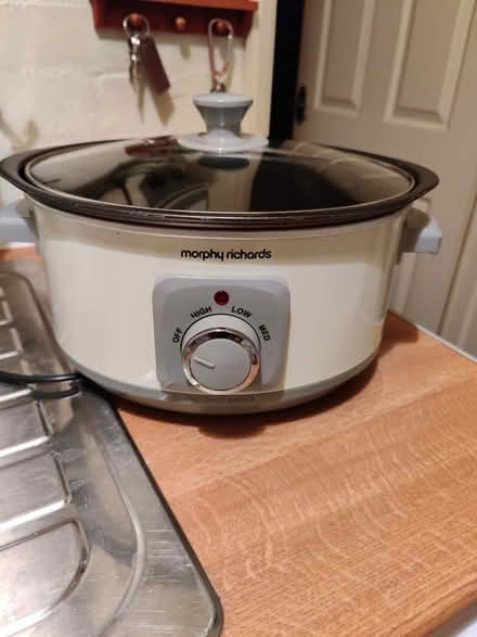 Photo of free Slow Cooker (Pin Green SG1) #1