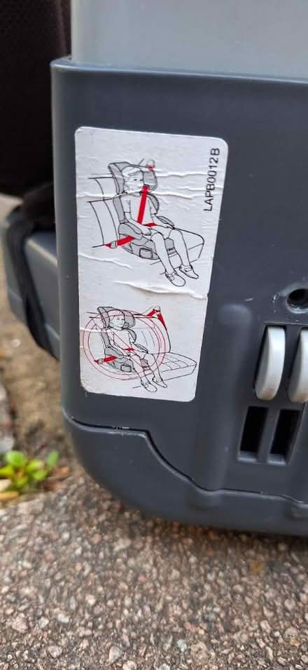 Photo of free Child's car seat (Lower Sydenham) #4