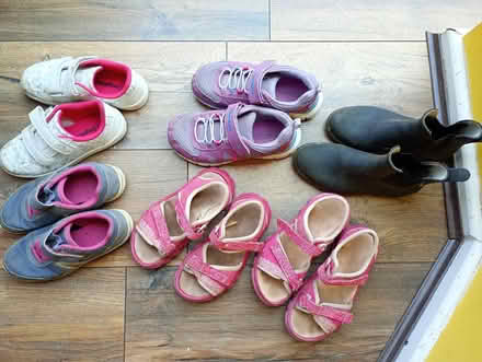 Photo of free children shoes uk 10-11.5 (OX4 Greater leys) #1