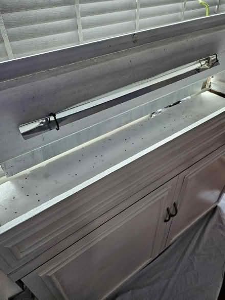Photo of free Fish tank stand 4ft and broken tank (Swinton M27) #2