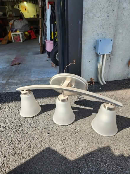 Photo of free Light, wall mount (lunenburg) #1