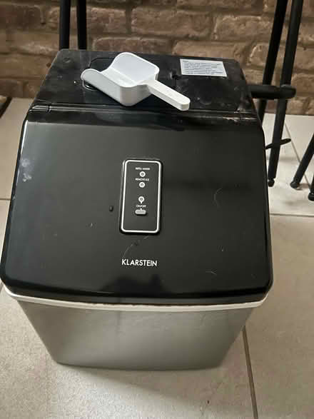 Photo of free Ice machine (Haringey, N8) #1