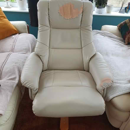Photo of free faux leather reclining chair (mansfield, NG18) #1