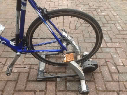 Photo of free Tacx turbotrainer for road bike (Hove BN3) #1
