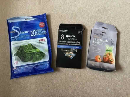 Photo of free Microwave steamer bags & fridge keeper bags (Cookham SL6) #1