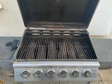 Photo of free Gas BBQ (Rayleigh SS6) #2