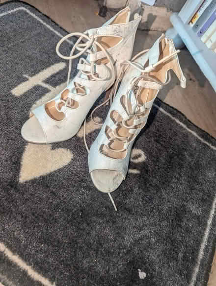 Photo of free Women's white heels (SE5) #2
