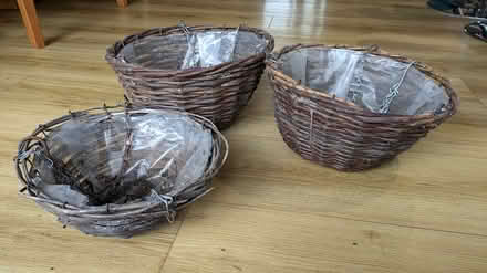 Photo of free Hanging baskets (Welwyn Garden City AL8) #1