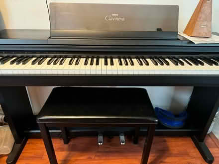 Photo of free Yamaha CLP-550 (Normandy Park) #1