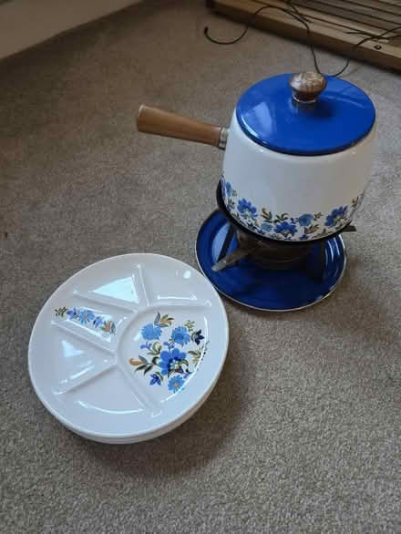 Photo of free Fondue set (DE11 Blackfordby) #1