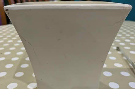 Photo of free Ceramic planter (Welwyn Garden City AL8) #2