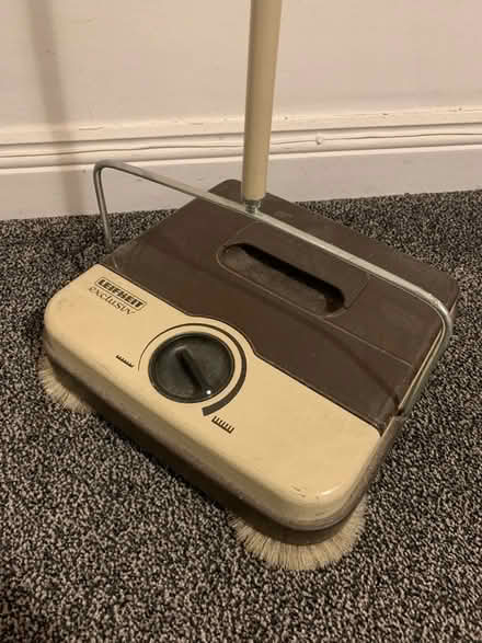 Photo of free 1970’s Leifheit Exclusiv Brush (B64) #1