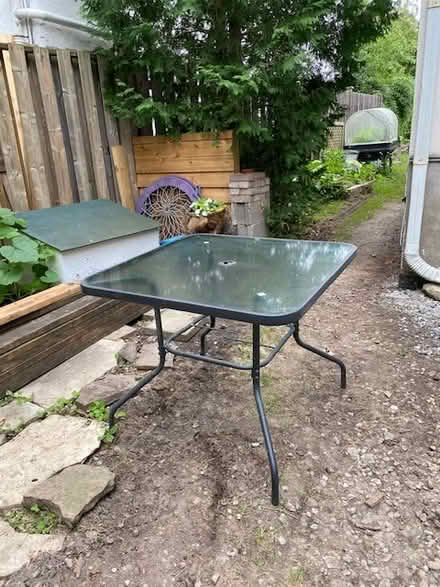 Photo of free patio table (old ottawa south) #1