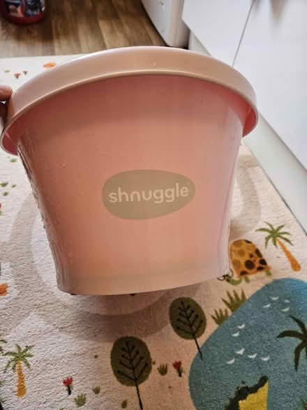 Photo of free Snuggle newborn baby bath with plug (NW4) #2