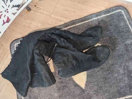 Photo of free Women thigh high boots (SE5) #1