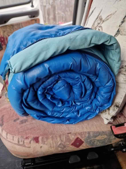 Photo of free Daimor Tyree 3 sleeping bag (Fromefield BA11) #1