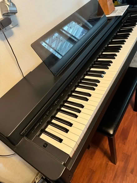 Photo of free Yamaha CLP-550 (Normandy Park) #2