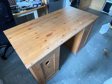 Photo of free Large Wooden Desk NEEDS TO GO TODAY (Sevenoaks TN13) #3