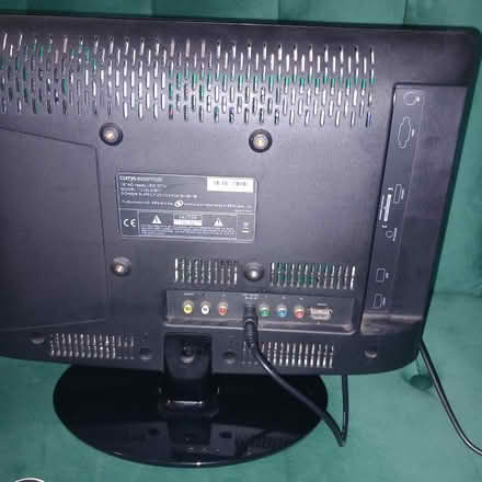 Photo of free Small 15" TV with remote (Hitchin SG5) #4