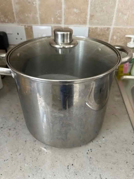 Photo of free Cooking Pot - 22cm high, 22cm diamter (New Hutton LA8) #1