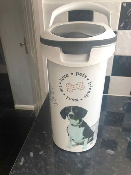 Photo of free Curver Dog food container (HP3) #2
