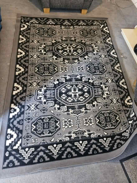 Photo of free Rugs (Colchester harwich road area) #1