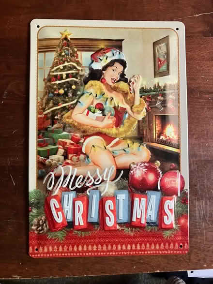 Photo of free Christmas metal sign wall decor (Mitcham) #1