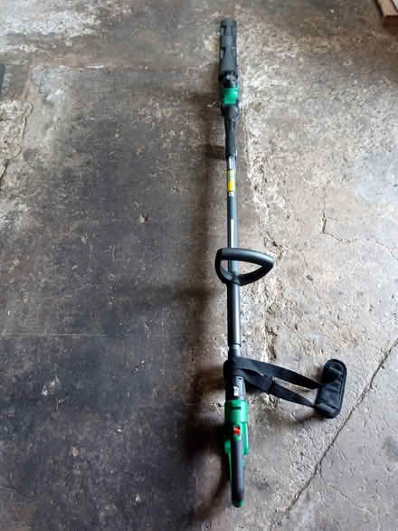 Photo of free Ferrex cordless extending hedge trimmer. (Heswall CH60) #1